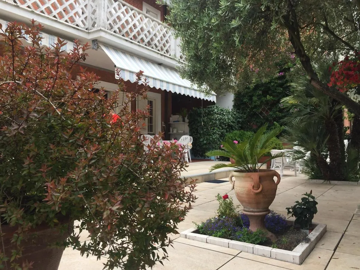 Casa Matilde Apartment Massa  0*, Massa (Tuscany)